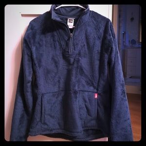 North face women’s 3/4 zip fleece